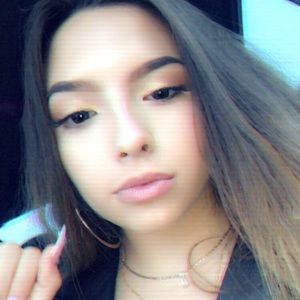 Meet your Posher, Jimena